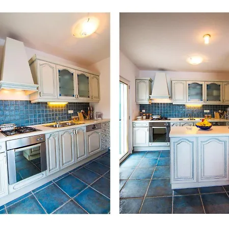 Stunning 7-bed In With Pool Maslinica